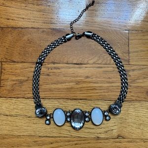 Adjustable-length, metallic necklace